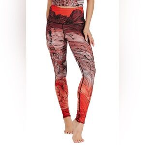 NWT Yoga Democracy Red Rocks Printed Leggings - XS, 28”